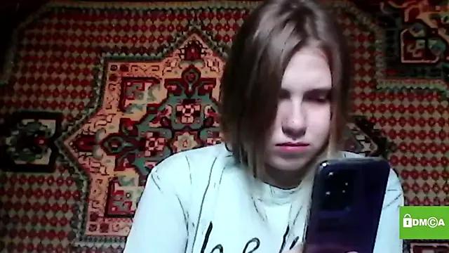 venus_in_flames from StripChat is Freechat