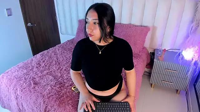 veronica_hill_ from StripChat is Freechat