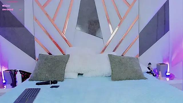 veronica_swift from StripChat is Freechat