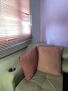 Violeta_Connor from StripChat is Freechat