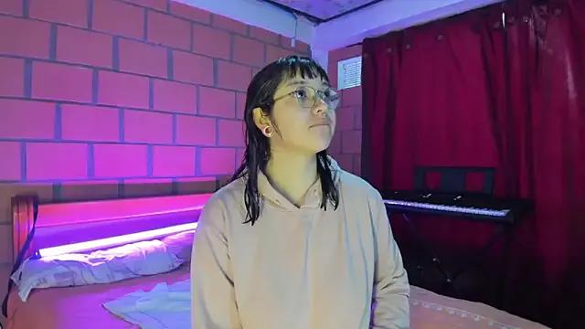 VioletaaLee_ from StripChat is Freechat