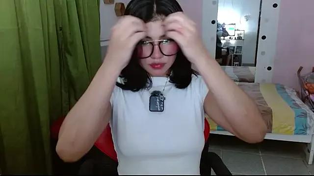 Violett_11 from StripChat is Freechat