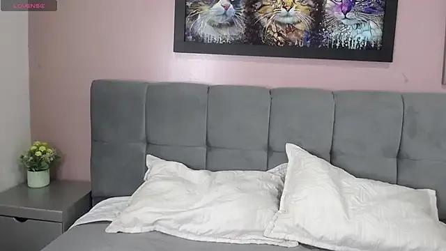 ViolettaParkerr from StripChat is Freechat