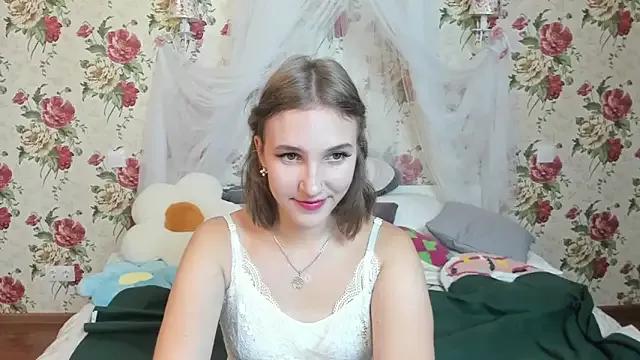 VirginiaMoore from StripChat is Freechat