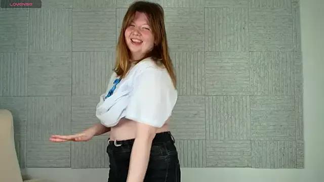 Vivian_cutie from StripChat