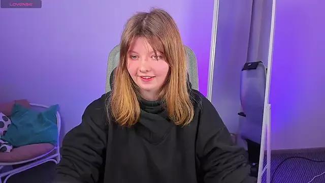 Vivian_cutie from StripChat