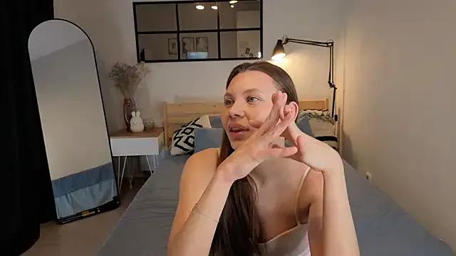 wavemary from StripChat is Freechat