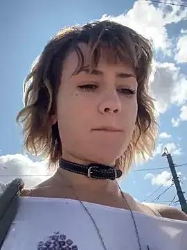 what_is_the_sun from StripChat is Freechat