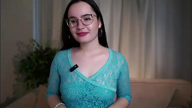 WildaBisom from StripChat is Freechat