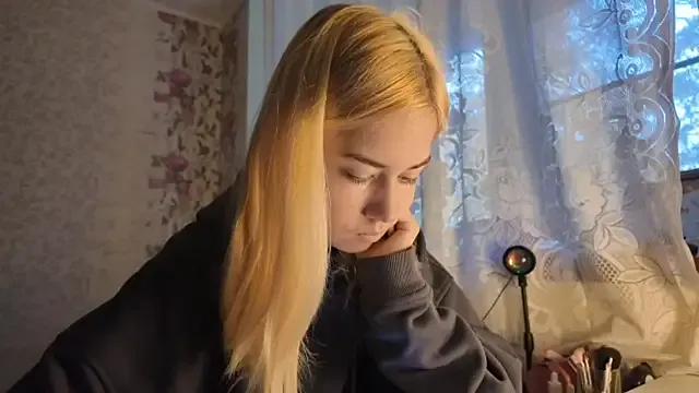 Witching_Moon from StripChat is Freechat