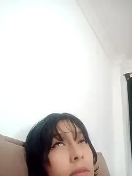 xoxo_milk from StripChat is Freechat