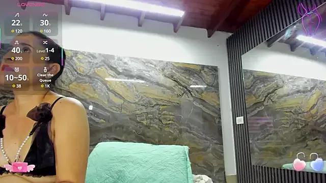 Yaya____11 from StripChat
