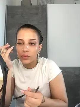 YoungZoey from StripChat is Freechat