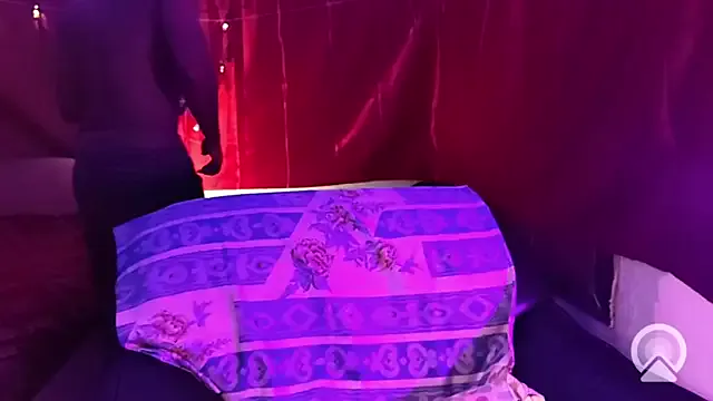 Your_desi_delhiwali's avatar