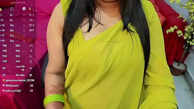 YourKittuu from StripChat is Freechat