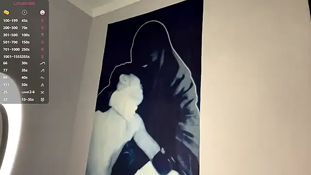 YourLittleElfie's avatar