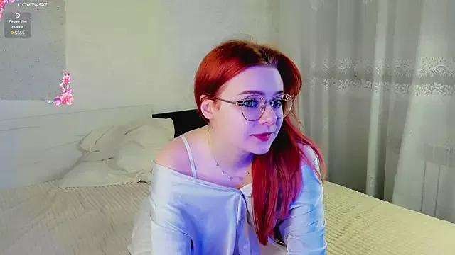 ZaraDarrel from StripChat is Freechat