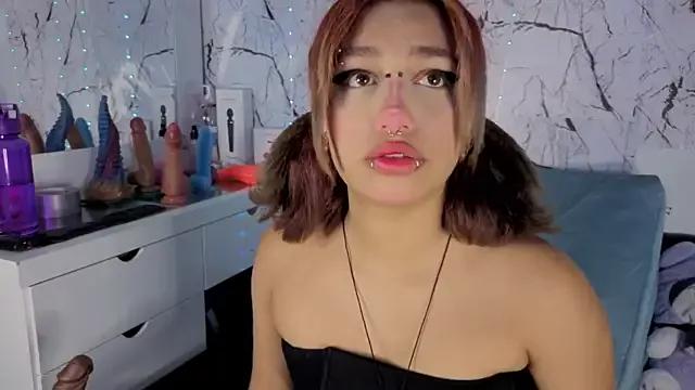 zoelight18 from StripChat is Freechat