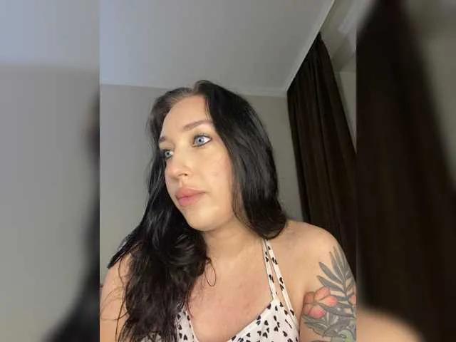 Offline -CrystalZ- on BongaCams