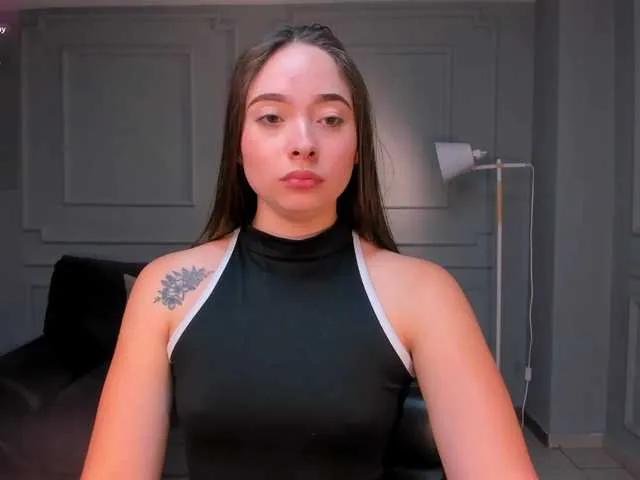 Offline AlinaKravitz on BongaCams