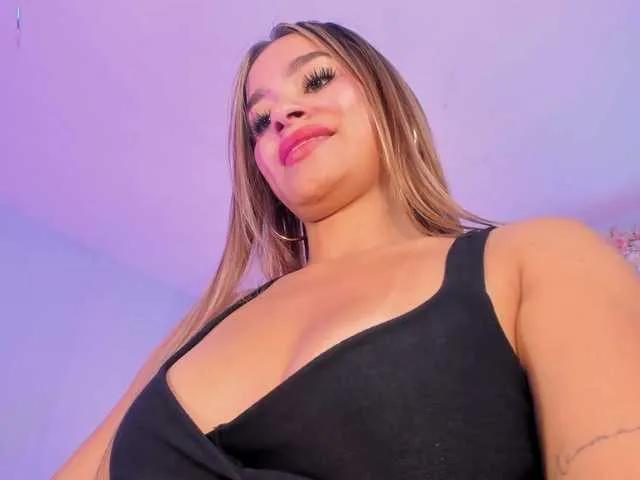 BongaCams AmaiaHaywood  is Freechat  AmaiaHaywood — It turns me on a lot when you tell me in detail what you want to do to me, I love their support that means they love my show