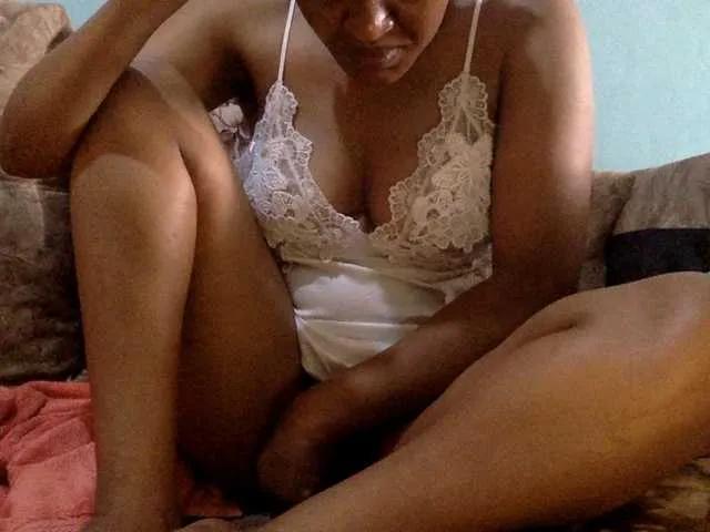 Offline Amandacute on BongaCams