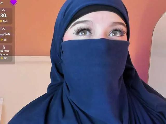 Offline Anna-henao on BongaCams