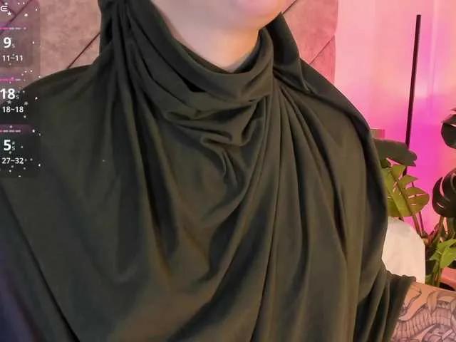 Offline Anna-henao on BongaCams