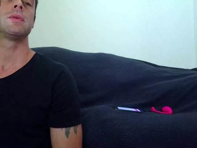 august-laura on BongaCams 