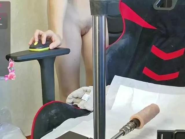 Offline BattyHils on BongaCams