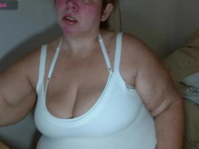 Offline bella-savati on BongaCams