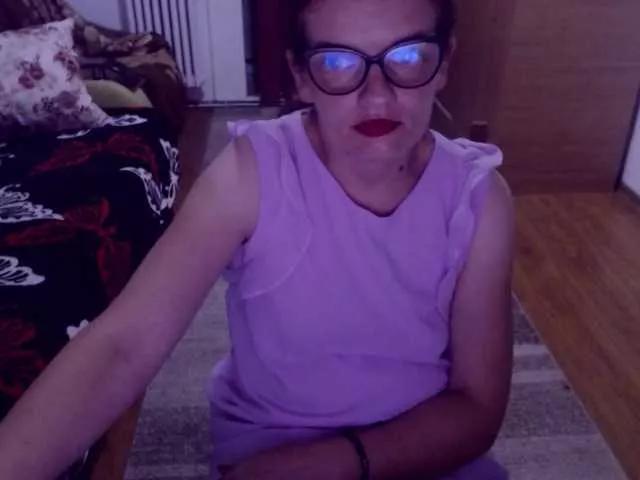 bellaro on BongaCams 