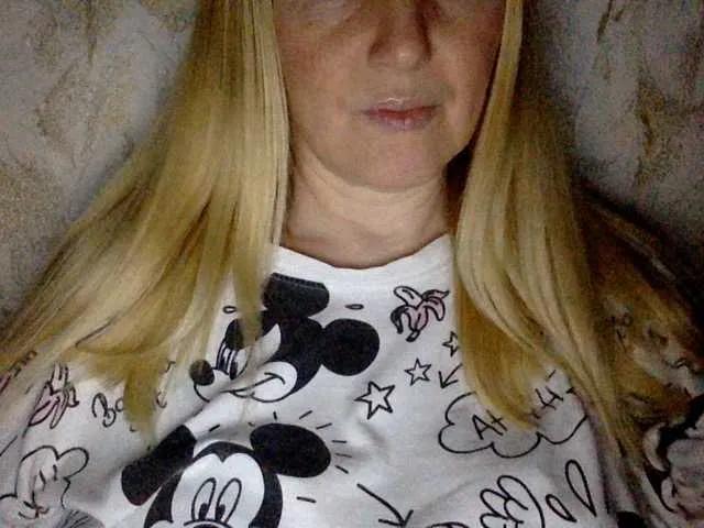 Offline BlondyVio on BongaCams