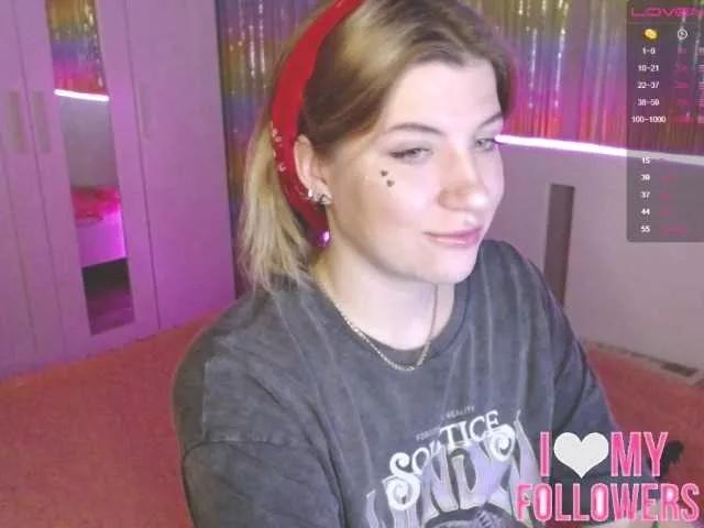 Offline BloomBambi on BongaCams