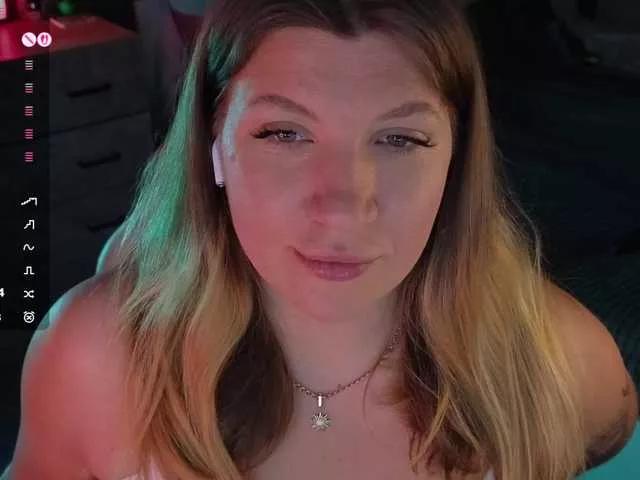 Offline BloomBambi on BongaCams