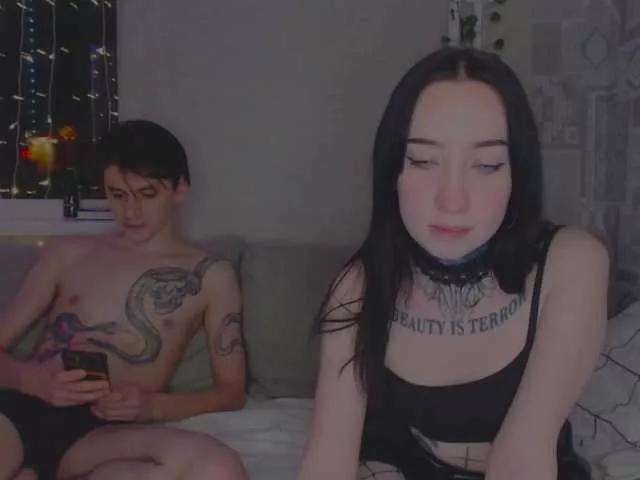 Offline blowjob--lovers on BongaCams