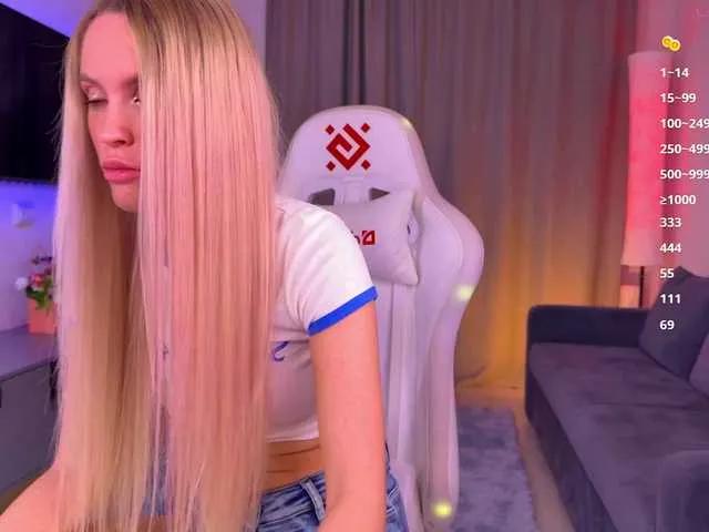 Offline BlushMikki on BongaCams