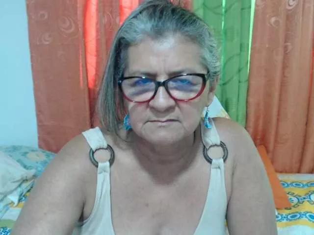 Offline candy-mature on BongaCams