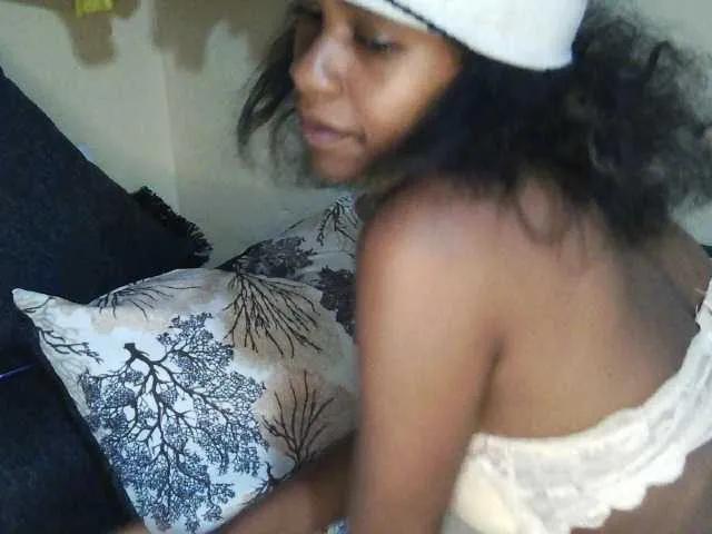 Candybrown on BongaCams