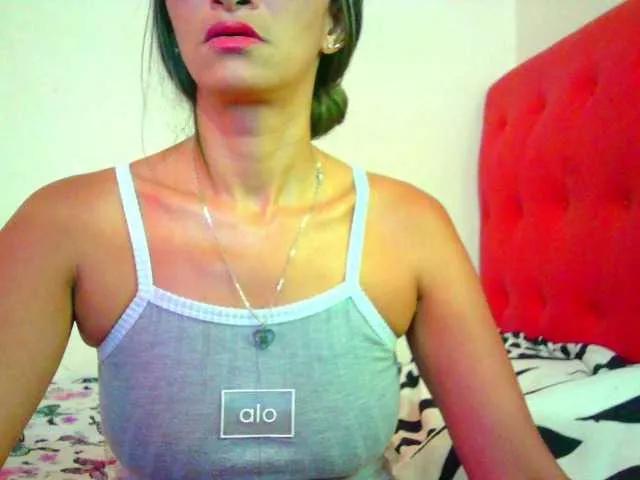 Offline Celestee-1 on BongaCams