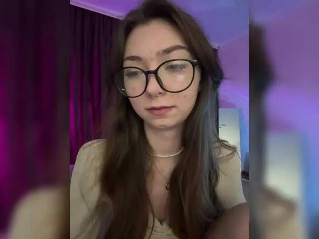 CrazyAleona on BongaCams