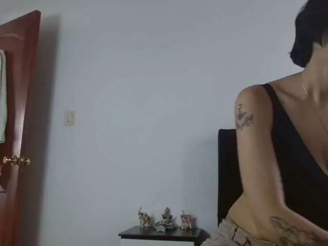 Offline CrystalStarX on BongaCams