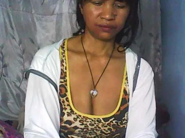 Offline Cute0403 on BongaCams