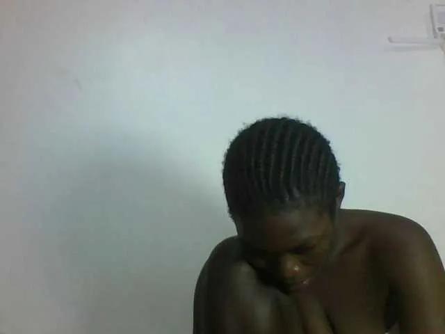 Offline CuteVicky on BongaCams