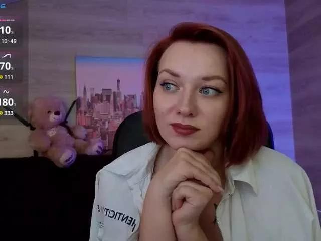 Offline Danielea on BongaCams