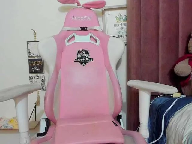 dannascott26 on BongaCams 