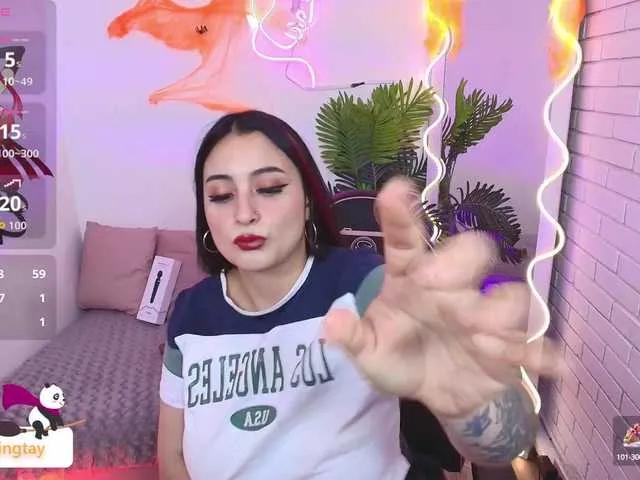 Offline Darling-tay on BongaCams