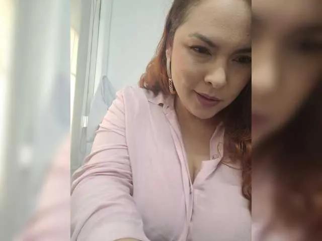 Freechat doctora-danna on BongaCams