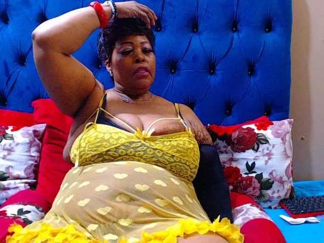 Offline Ebonycandy10 on BongaCams