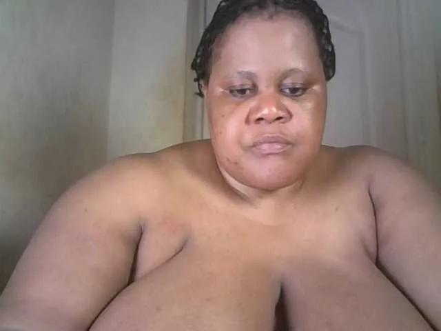 Freechat Ebonymagixs on BongaCams